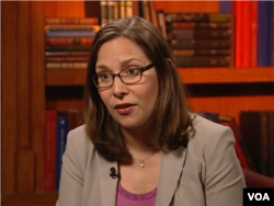 民主党总统候选人克林顿竞选阵营的外交政策顾问劳拉·罗森伯格（Laura Rosenberger）