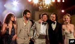 بازیگران فیلم «کلاهبرداری امریکایی» در مراسم اسکار