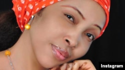 Saurari Dalilin Da Ya Sa Ummi Zeezee Ta Ce Tana So Ta Kashe Kanta A Hira Da Wakiliyar VOA Baraka Bashir