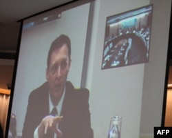 美方专家荣大聂