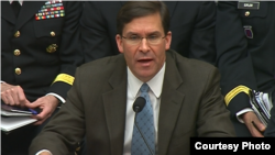 埃斯珀2019年4月到国会作证（国会视频截图）