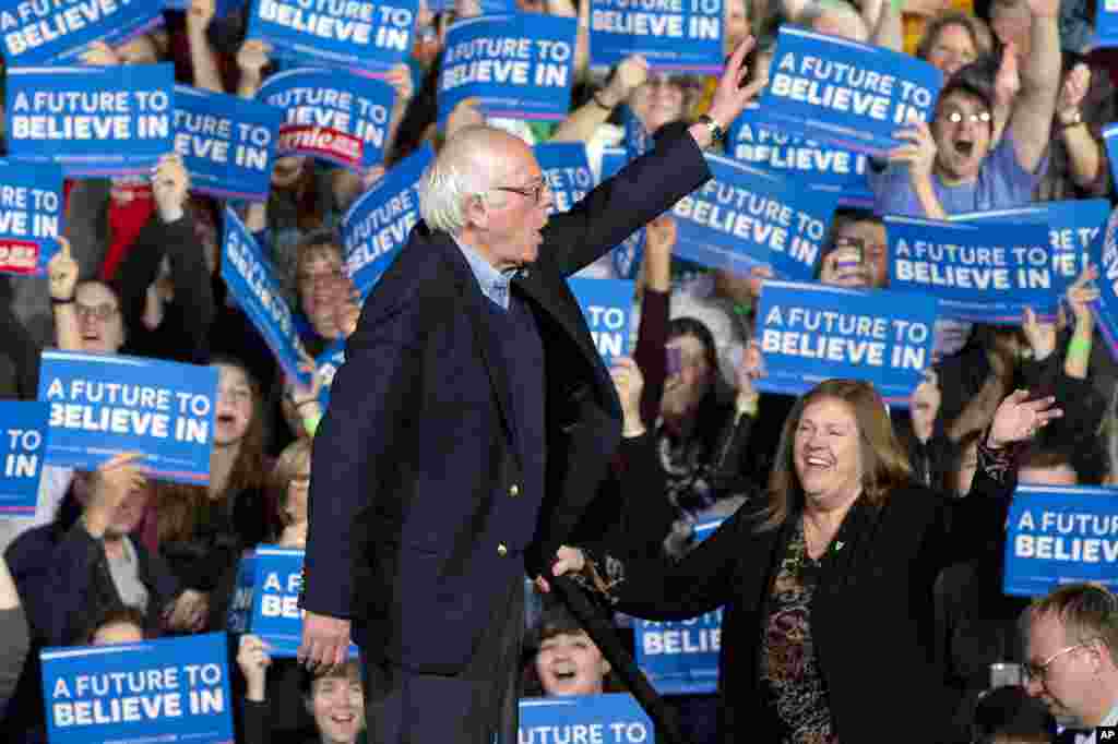 Sen. Beernii Saanders