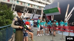 当局明显加强台北世大运闭幕式安全措施（美国之音黎堡摄）