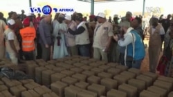 VOA60 AFRIKA: A Nijar shugaban hukumar da ke kula da ‘yan gudun hijira ta MDD, Filippo Grandi, ya kaddamar da wasu gidaje a Ouallam