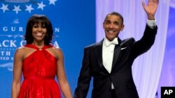 Le président Barack Obama et la première dame américaine lors de la dance de la soirée de l'investitured'Obama, le 21 janvier 2013