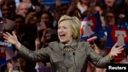 کلنتن: مهم نیست به من رای می دهید یا سندرز، در هر دو حالت ما را بیشتر متحد می سازد.