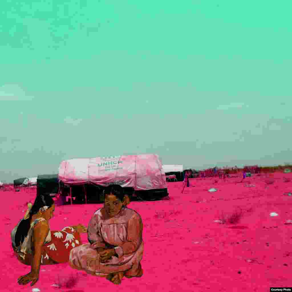 Jika para obyek lukisan Paul Gauguin pada 1891 yang berjudul "Tahitian Woman on a Beach" ada di pantai, maka Tammam Azzam meletakkan mereka di tenda-tenda kamp pengunsi Zaatari dekat Mafraq, Yordania, yang menampung lebih dari 168.000 pengungsi Suriah. 