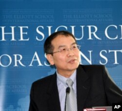 维克森林大学教授政治系李伟钦