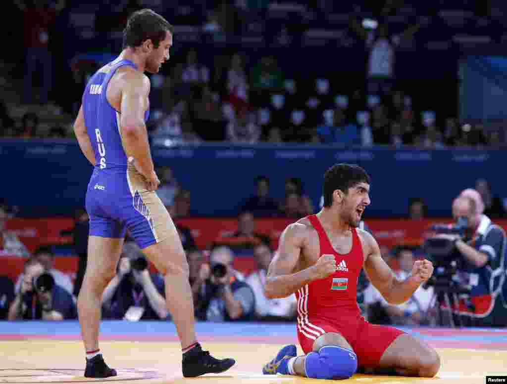 Filippinin Takloban şəhəri Haiyan tufanından sonra - 19 noyabr, 2013 