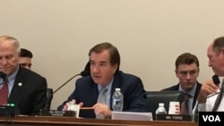 外交事务委员会主席罗伊斯 (美国之音钟辰芳拍摄)