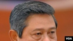 Presiden Yudhoyono menjawab tanggapan atas reaksi negatif masyarakat terhadap kenaikan TDL dan pembatasan pengguna BBM bersubsidi.