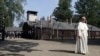 A Auschwitz-Birkenau, le pape François rencontre des rescapés