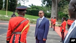 Le Premier ministre éthiopien, Abiy Ahmed, à Entebbe, en Ouganda, le 8 juin 2018.