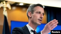 资料照片：美国国务院发言人内德·普赖斯。