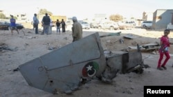 29일 리비아 벵가지에서 이슬람 과격단체의 공격으로 정부군 전투기가 추락했다.