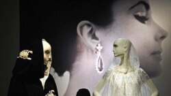 جواهرات الیزابت تیلوردر حراجی کریستی