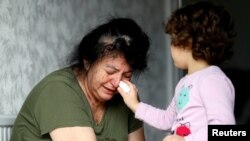 Sonya Kaygan geride kendisi gibi bakım evi çalışanı olan annesi Ayşe Mehmet ve 3 yaşındaki kızı Ayşe'yi bıraktı.