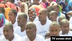 ተሃድሶ ወስደው ተለቀዋል የተባሉ ዜጎች - ታኅሣስ 12-2009 ዓ.ም /ፎቶ ከቴሌቪዥን ስክሪን የተወሰደ/