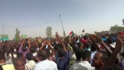 ፕረዚደንት ሱዳን ዑመር ኣል በሽር ካብ መዝነቶም ወሪዶም