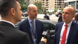 Д.Тевдовски, Д.Богов – За гласот на Америка