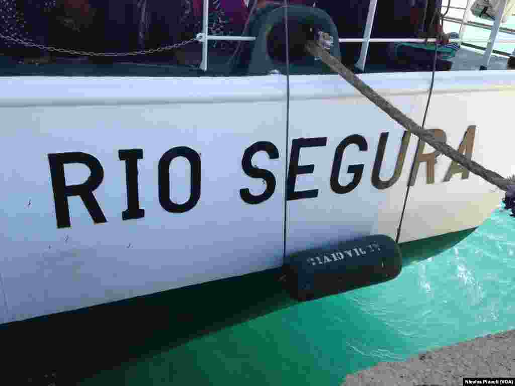 መርከብ ናይ ስጳኛ ዝረድአቶም ልዕሊ 500 ስደተኛታት