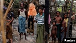 မောင်တောက မီးလောင်ခံထားရတဲ့ဈေးတခု၊ ၂၇ အောက်တိုဘာ၊ ၂၀၁၆။ 