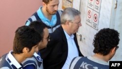 Fənərbaxça azarkeşləri ilə polis arasında insident yaşanıb