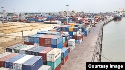 ফাইল ফটোঃ বাংলাদেশের আমদানি-রফতানির সিংহভাগ চট্টগ্রাম বন্দর দিয়ে যায়। 