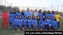 تیم فوتبال بانوان توانا