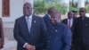 Le président congolais Félix Tshisekedi (à g.) et son homologue burundais Evariste Ndayishimiye au Burundi en 2023.