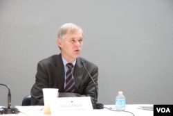 布鲁金斯学会东北亚政策研究中心主任卜睿哲