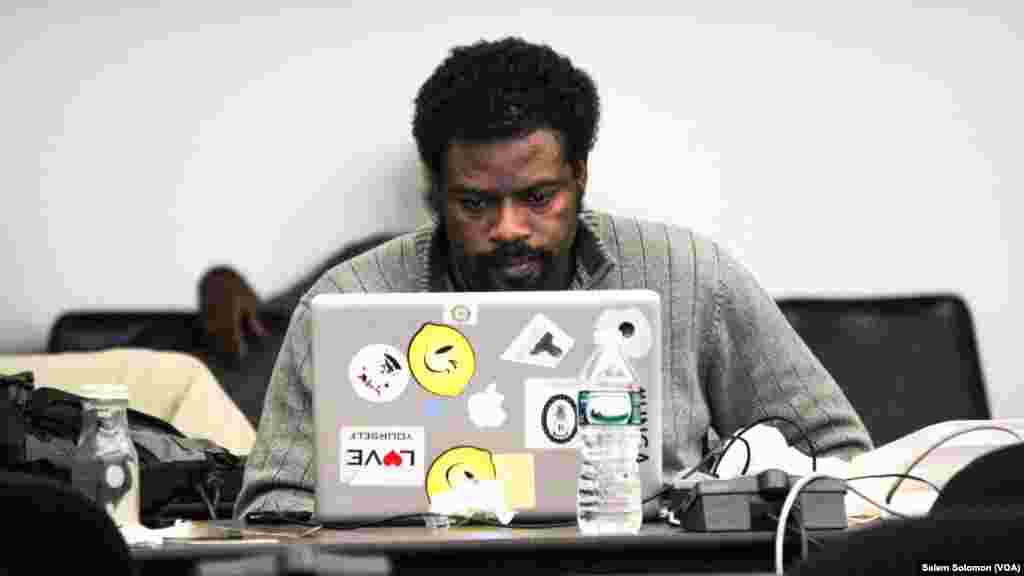 ለዓለም አቀፍ ድረ ገጽ ጋዜጠኞች የተመሰረተ የድረ ገጽ ማእከል በተ.መ.ድ.ጠቅላላ ሰባኛ ጉባኤ ላይ