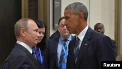 عکسی از دیدار روز دوشنبه اوباما و پوتین در نشست گروه ۲۰ در چین