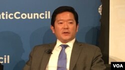 全球台湾研究中心执行主任萧良其 (美国之音钟辰芳拍摄)