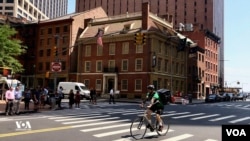 "ფრაუნსესის ტავერნა", ქვემო მანჰეტენი, ნიუ-იორკი.