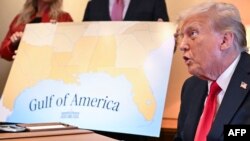 Le président Donald Trump à bord d'Air Force One en route vers la Nouvelle-Orléans.