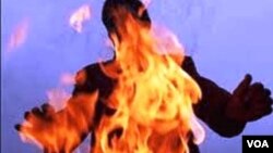 Özünü yandıran insan 