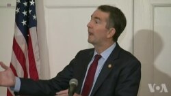 维吉尼亚州州长因种族主义照片而被要求下台