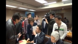 台反对党立委占主席台 抵制大陆配偶修正案