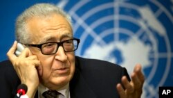 Utusan PBB dan Liga Arab, Lakhdar Brahimi di markas besar PBB di Jenewa, Swiss (11/2).