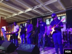 Popular Haitian Compas band Gabel performs a set at the Caribbean Marketplace in Little Haiti, Miami, Florida. (Photo: S. Lemaire / VOA)