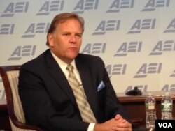 众议院情报委员会主席罗杰斯议员（美国之音 莉雅拍摄）