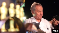 为晚宴掌厨的帕克（美国之音国符拍摄）