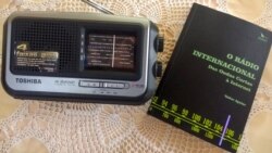Livro O Rádio Internacional: das Ondas Curtas à Internet