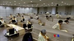 အစမ်းသေကြည့်သူများ၊ ကျောက်စီခေါင်းတလား