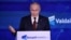 Presiden Rusia Vladimir Putin menyampaikan pidato pada pertemuan tahunan ke-21 Klub Diskusi Valdai di Sochi, wilayah Krasnodar, Rusia, 7 November 2024.