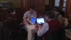 خبرنگاران منتظر گشايشی در مذاکرات