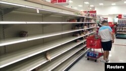 Yadda aka saye burodi a wani shago a wani kantin jihar Florida a Amurka