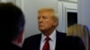 Президент Дональд Трамп общается с журналистами на борту Air Force One перед прибытием на Объединенную базу Эндрюс, штат Мэриленд, США, 27 января 2025 г. REUTERS/Elizabeth Frantz