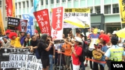 香港多个团体9月3日游行抗议政治检控抗争者。 （美国之音记者海彦拍摄）